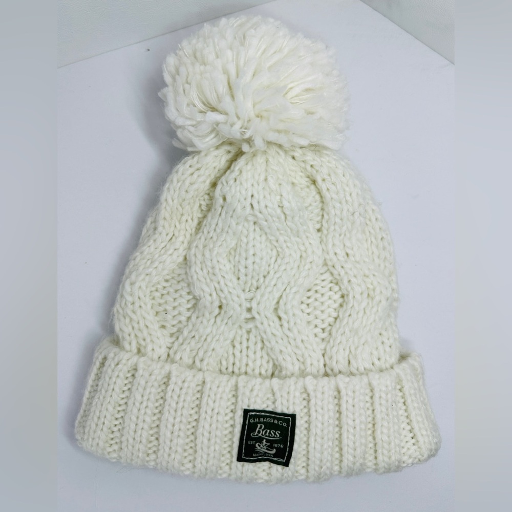 Women’s Bass Winter White Knit Pompom Lined Beanie Hat Cap One Size
